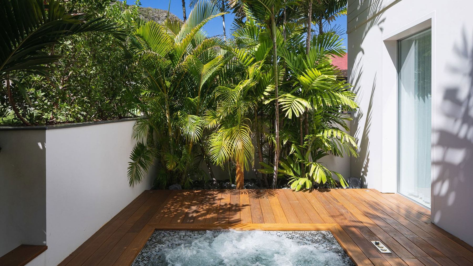 Ana Flamands villa photo.