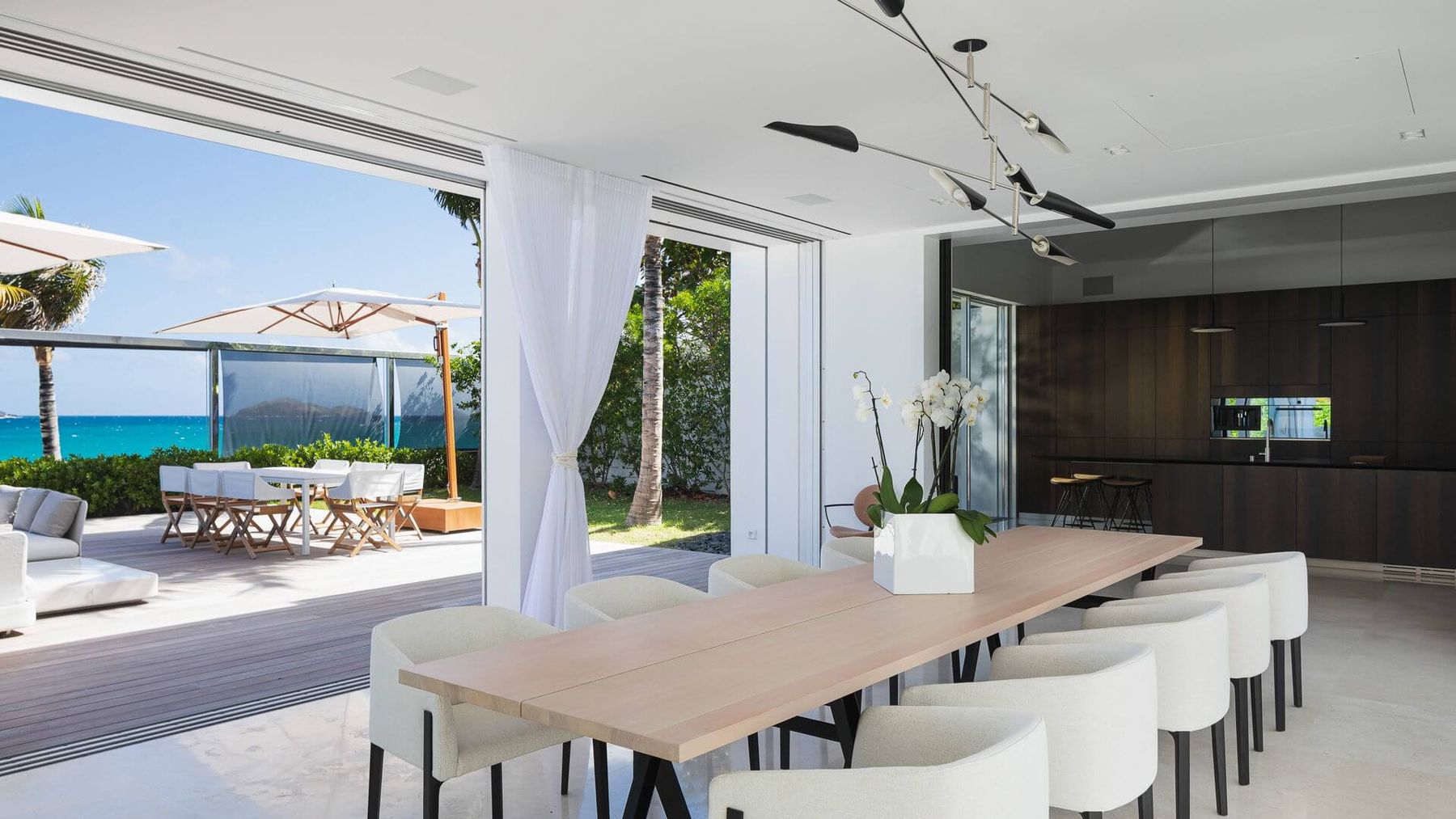 Ana Flamands villa photo.