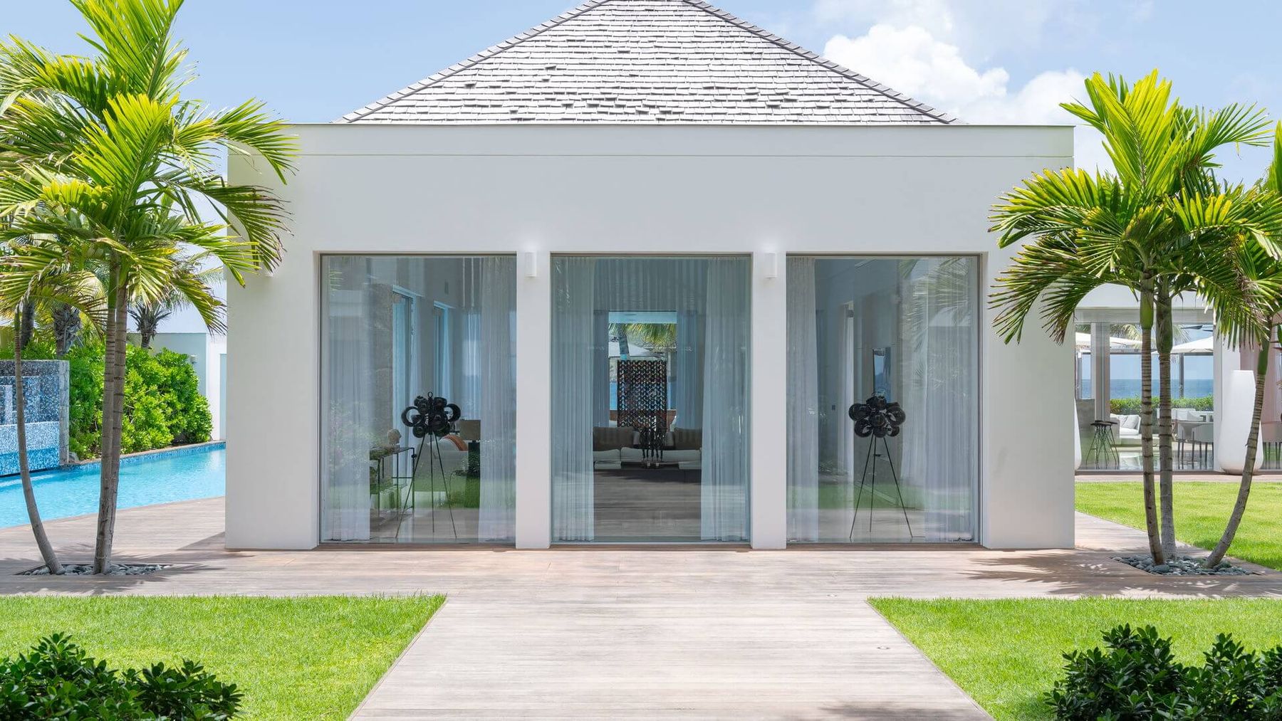 Ana Flamands villa photo.