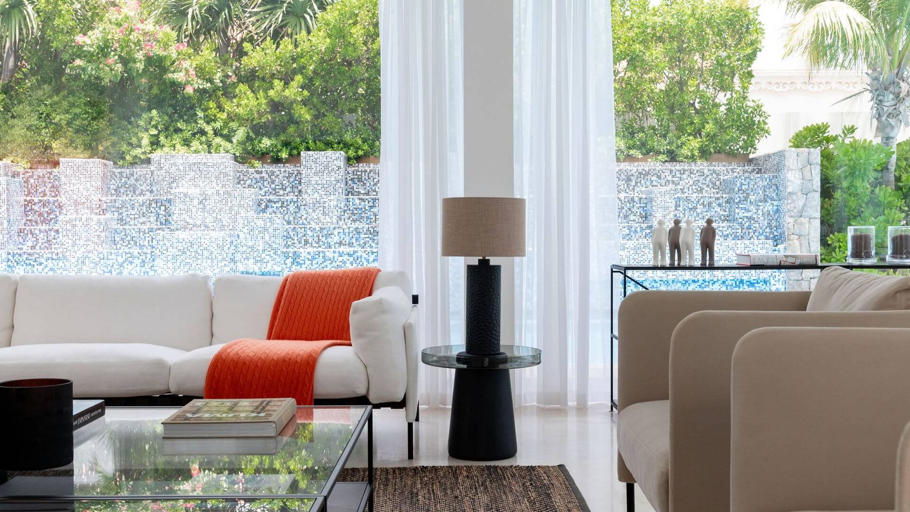 Ana Flamands villa photo.