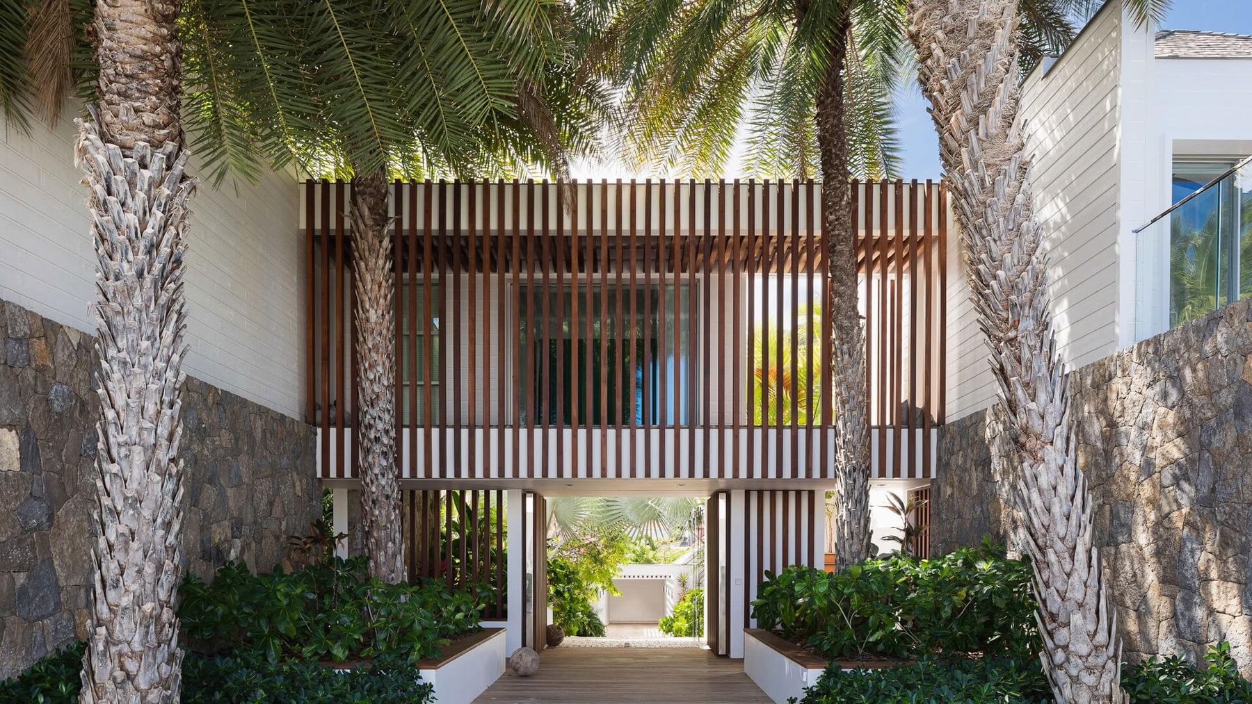 Ana Flamands villa photo.