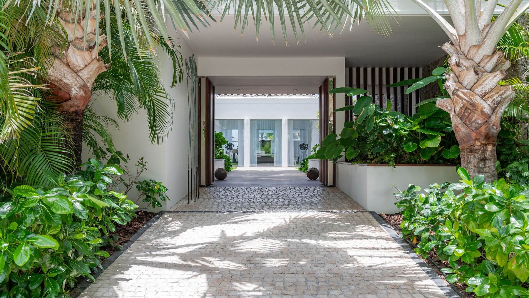 Ana Flamands villa photo.