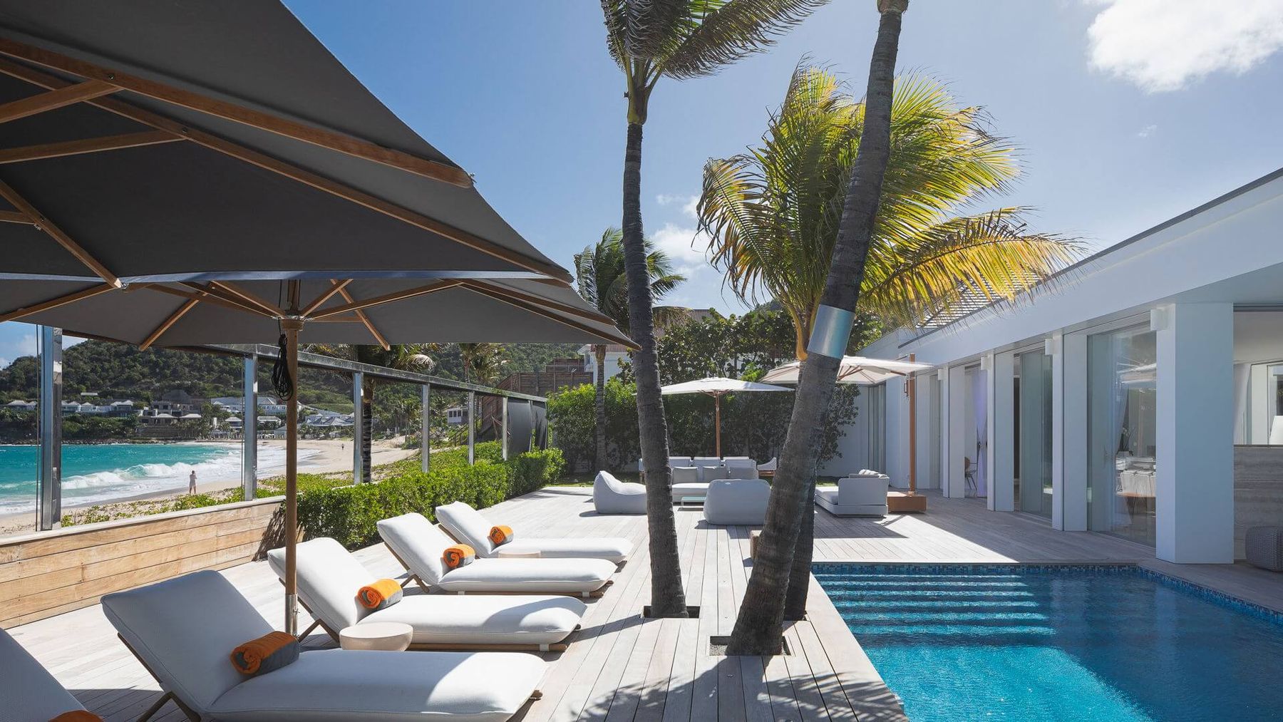 Ana Flamands villa photo.