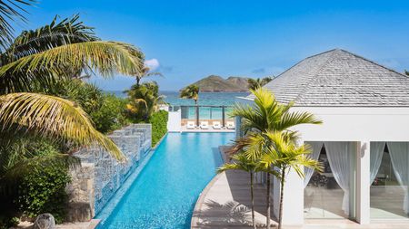 Ana Flamands villa photo.