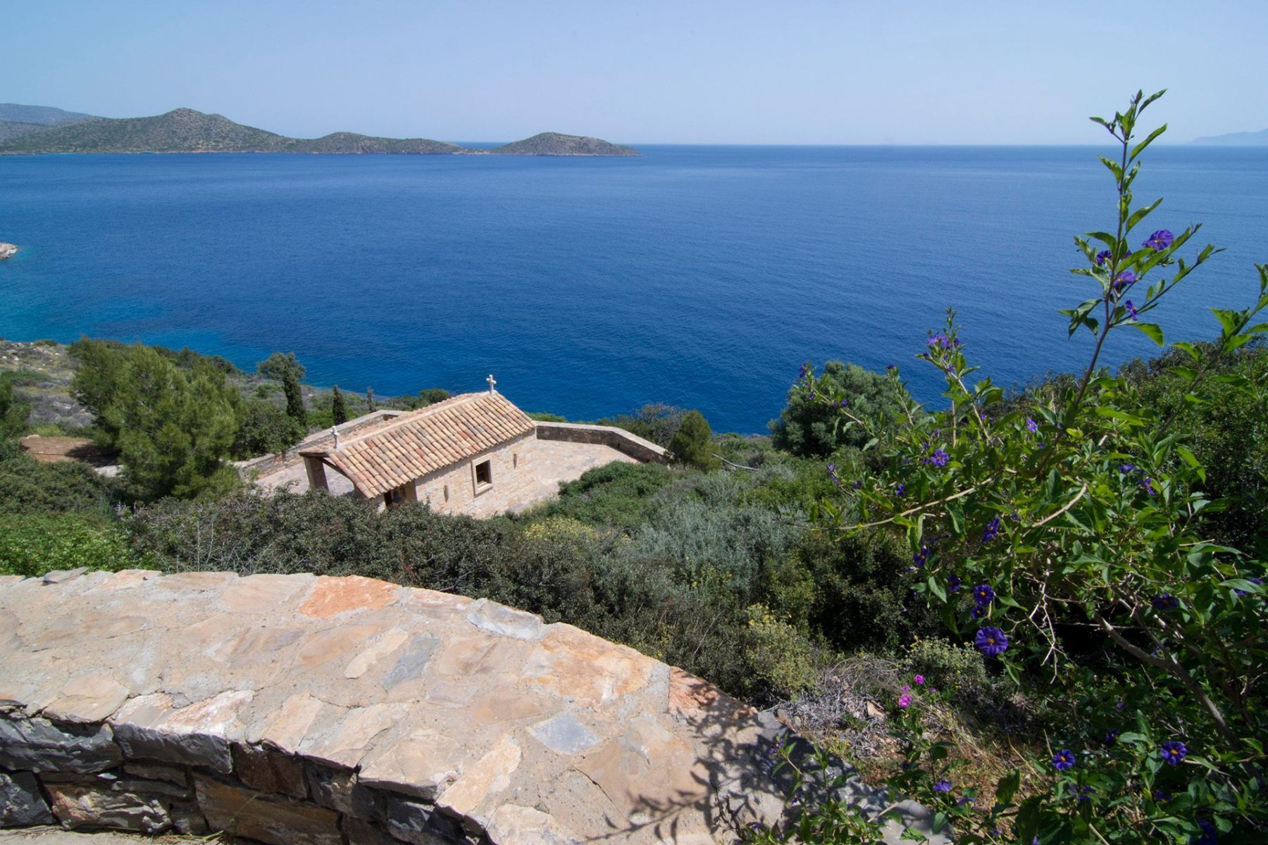 Palace villa photo.