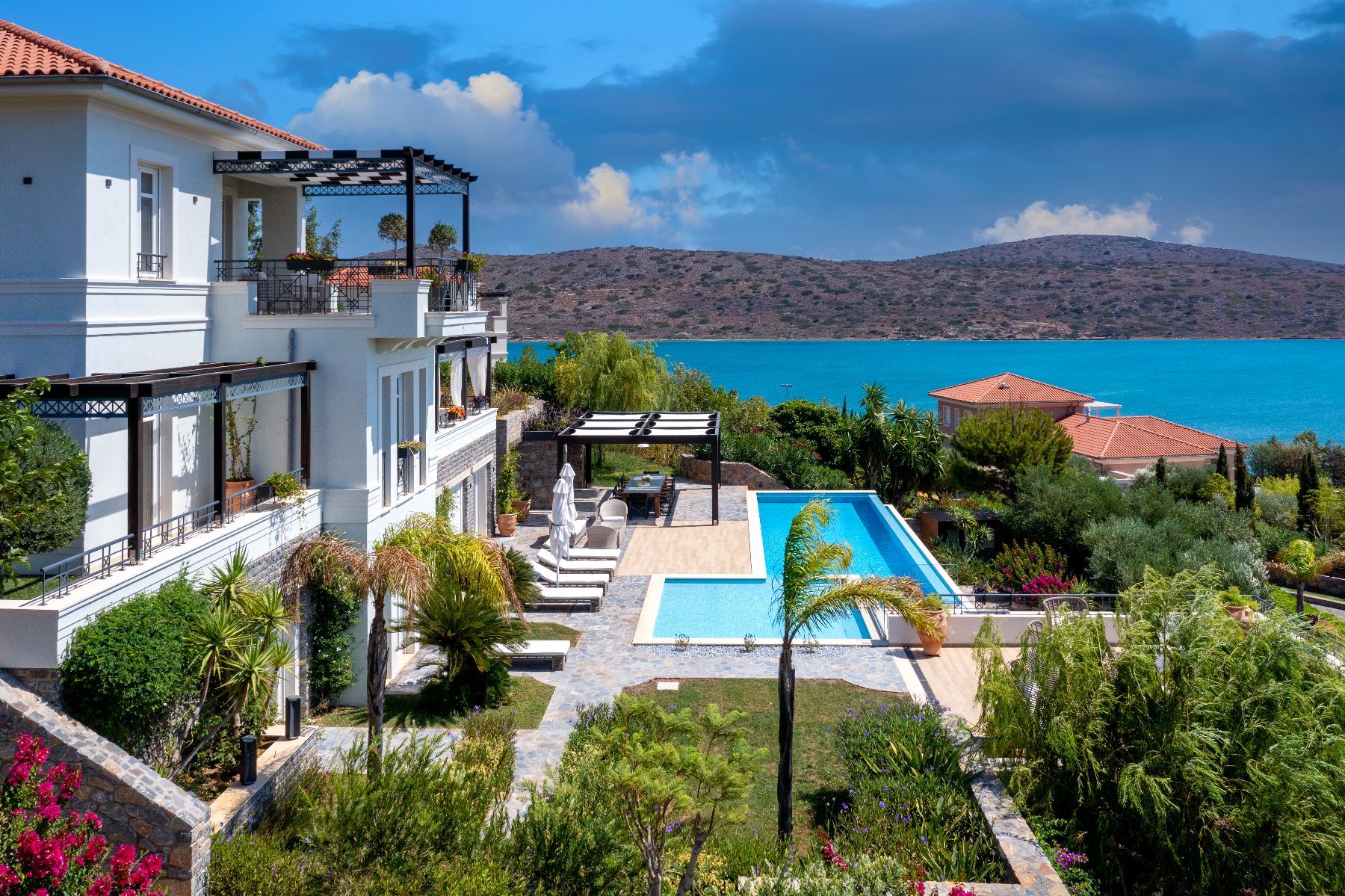 Camellia villa photo.