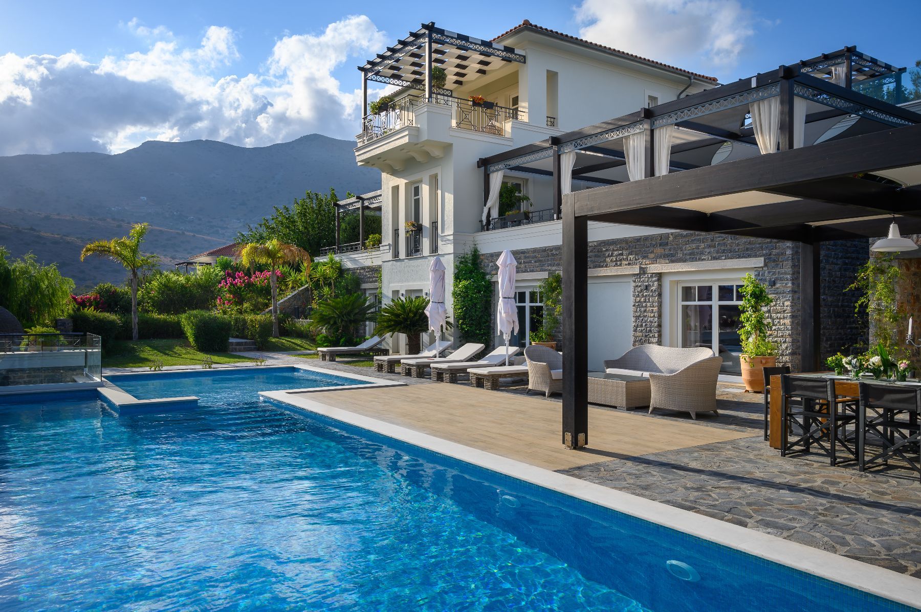 Camellia villa photo.