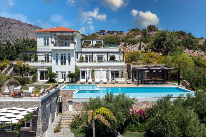 Camellia villa photo.