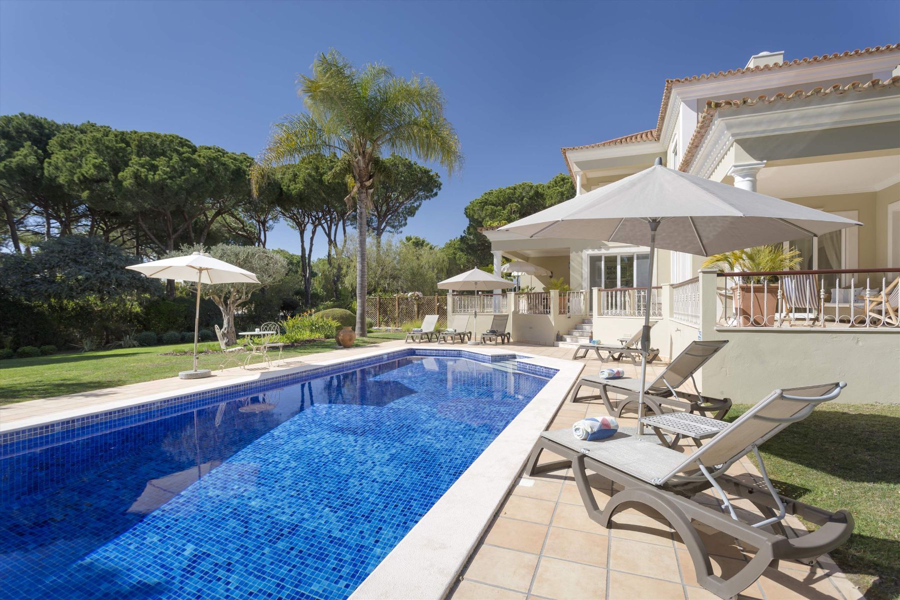 Villa Lira villa photo.