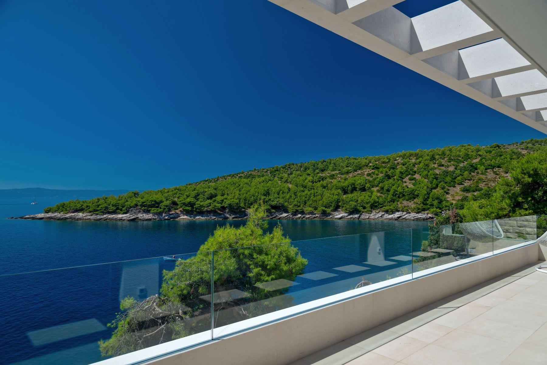 Silvery Moon villa photo.