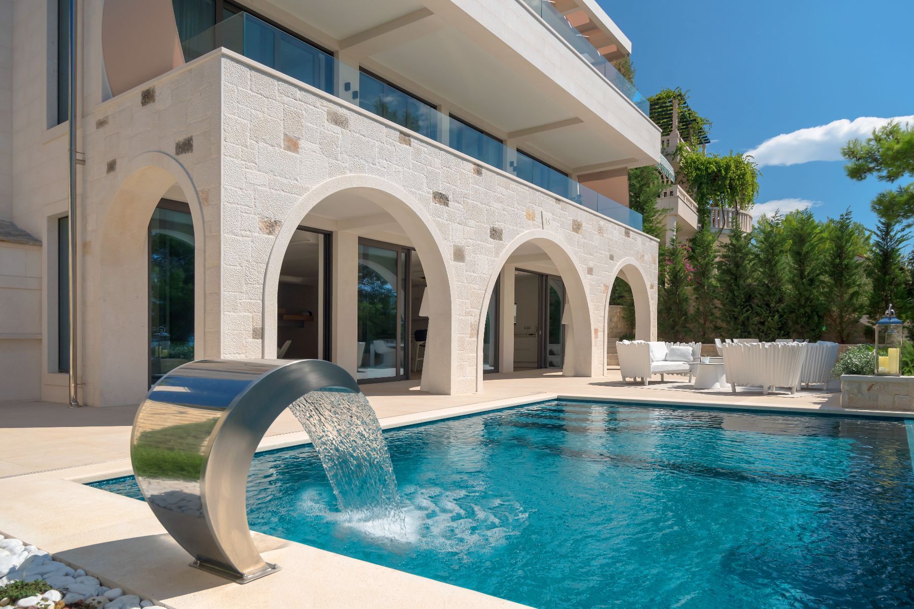 Silvery Moon villa photo.