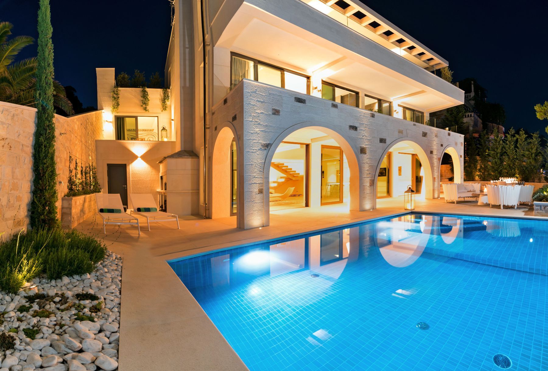 Silvery Moon villa photo.