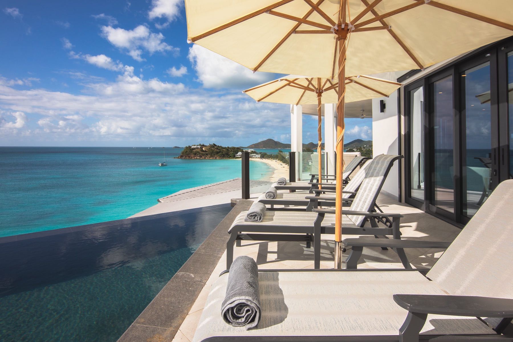 Blue Heaven Rendezvous villa photo.