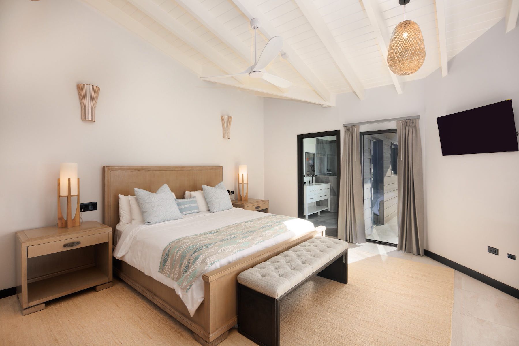 Blue Heaven Rendezvous villa photo.