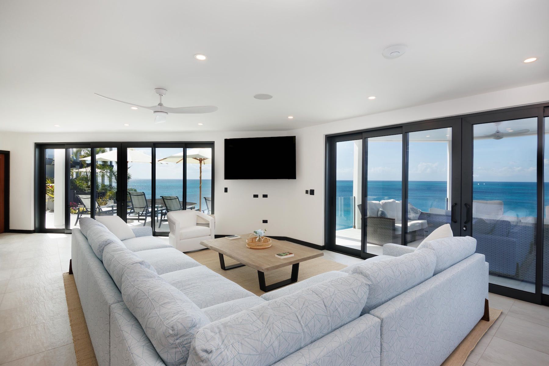 Blue Heaven Rendezvous villa photo.