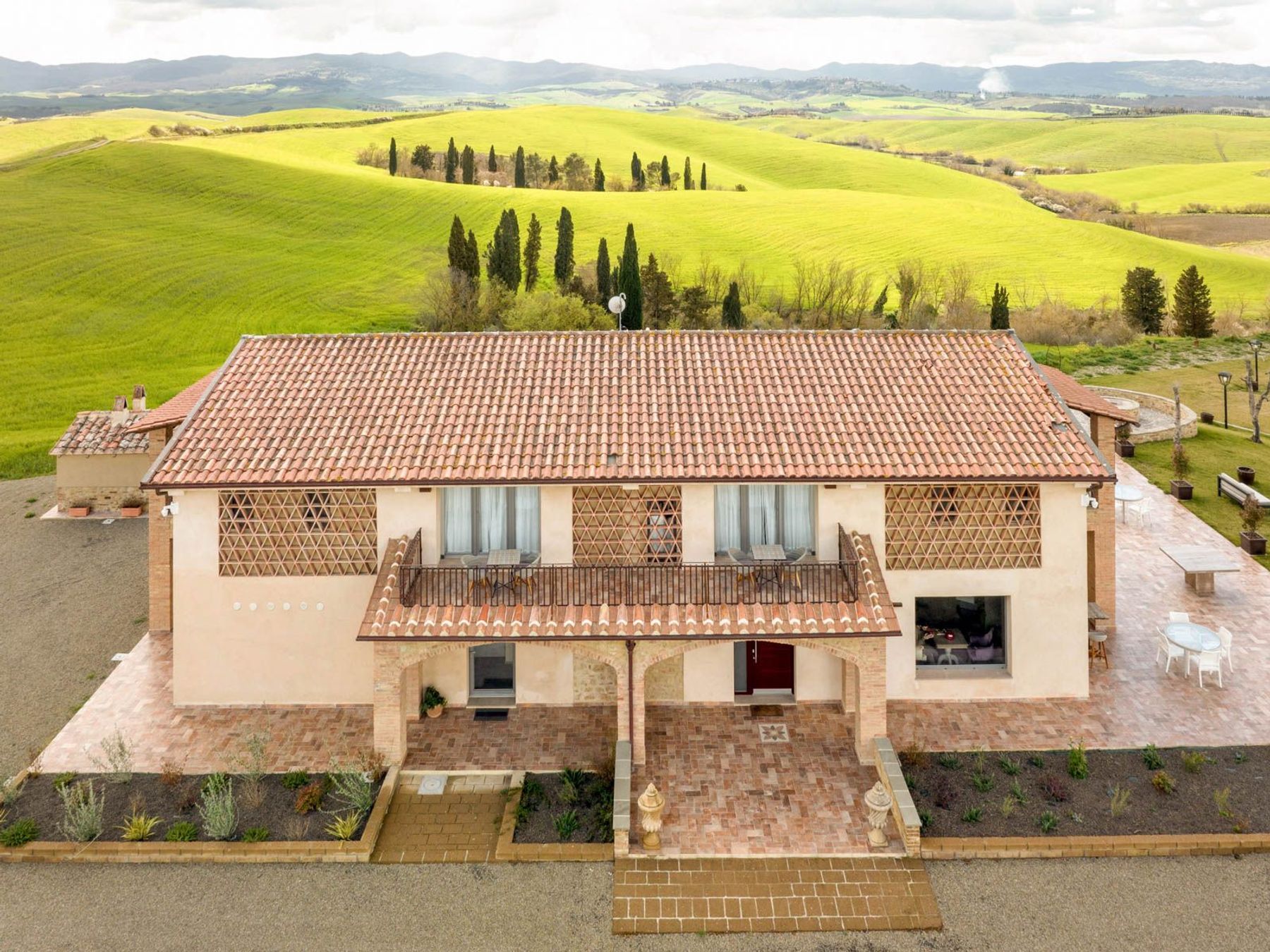 Volaria villa photo.