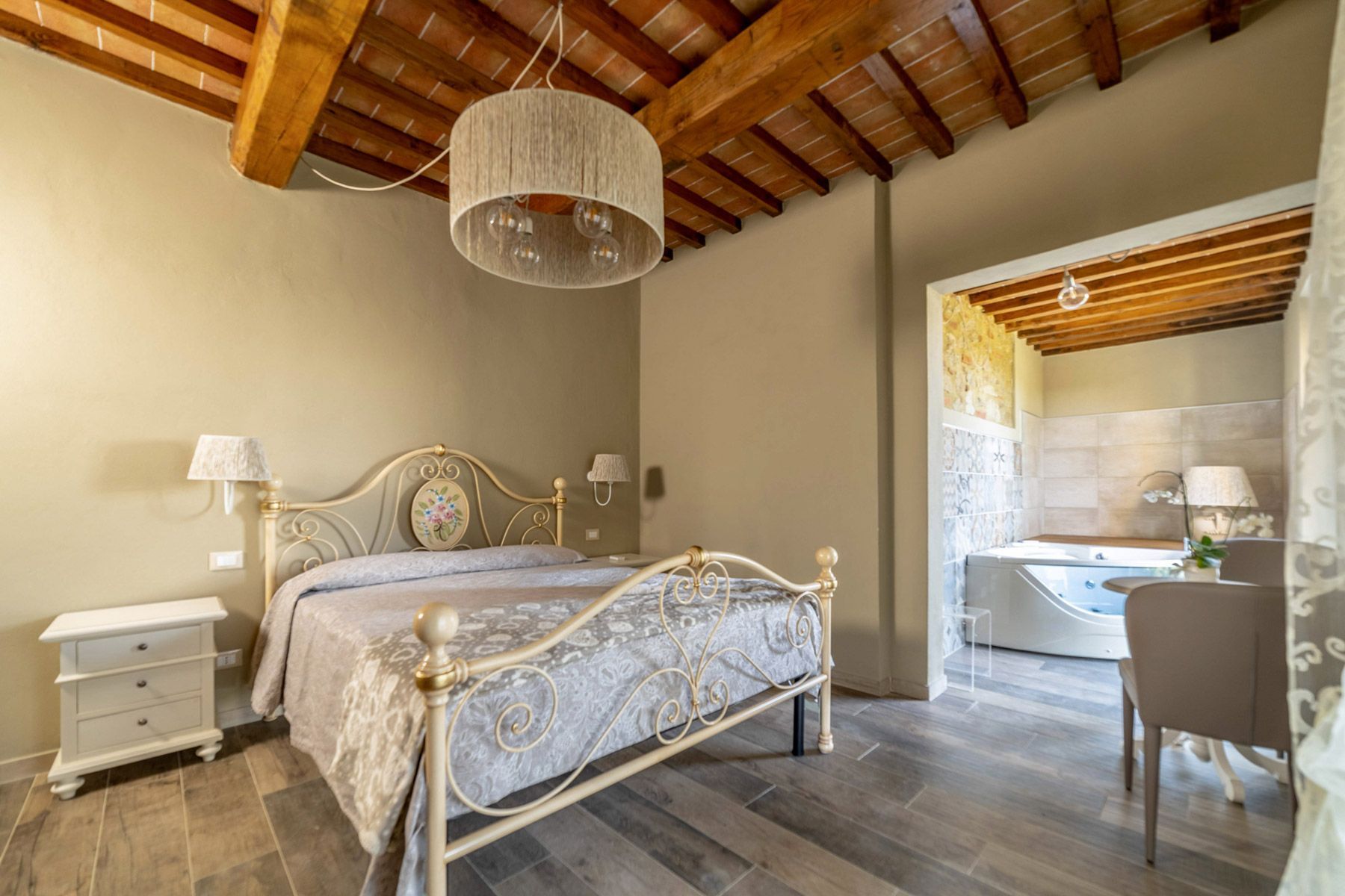 Ardenza villa photo.