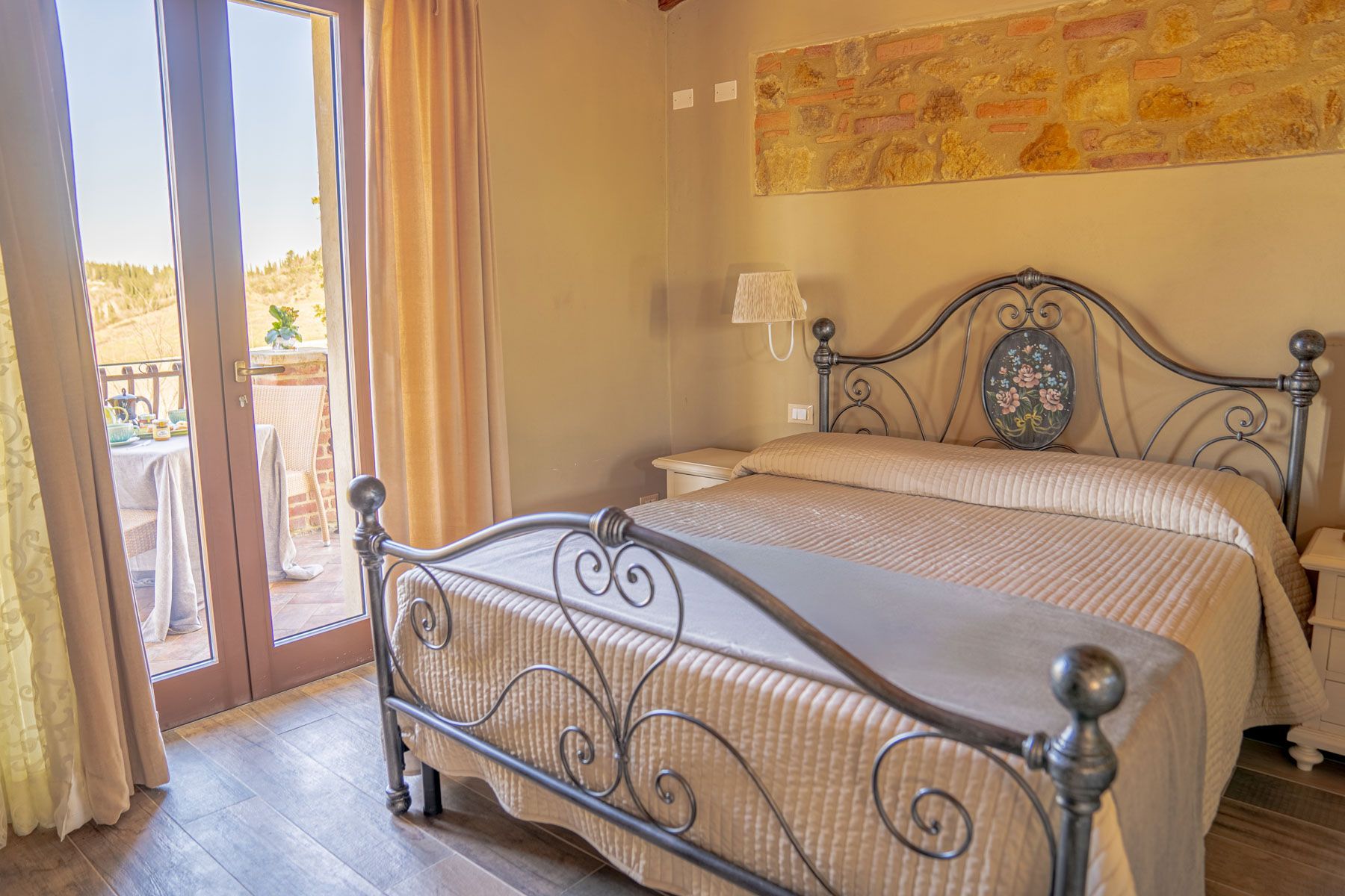 Ardenza villa photo.