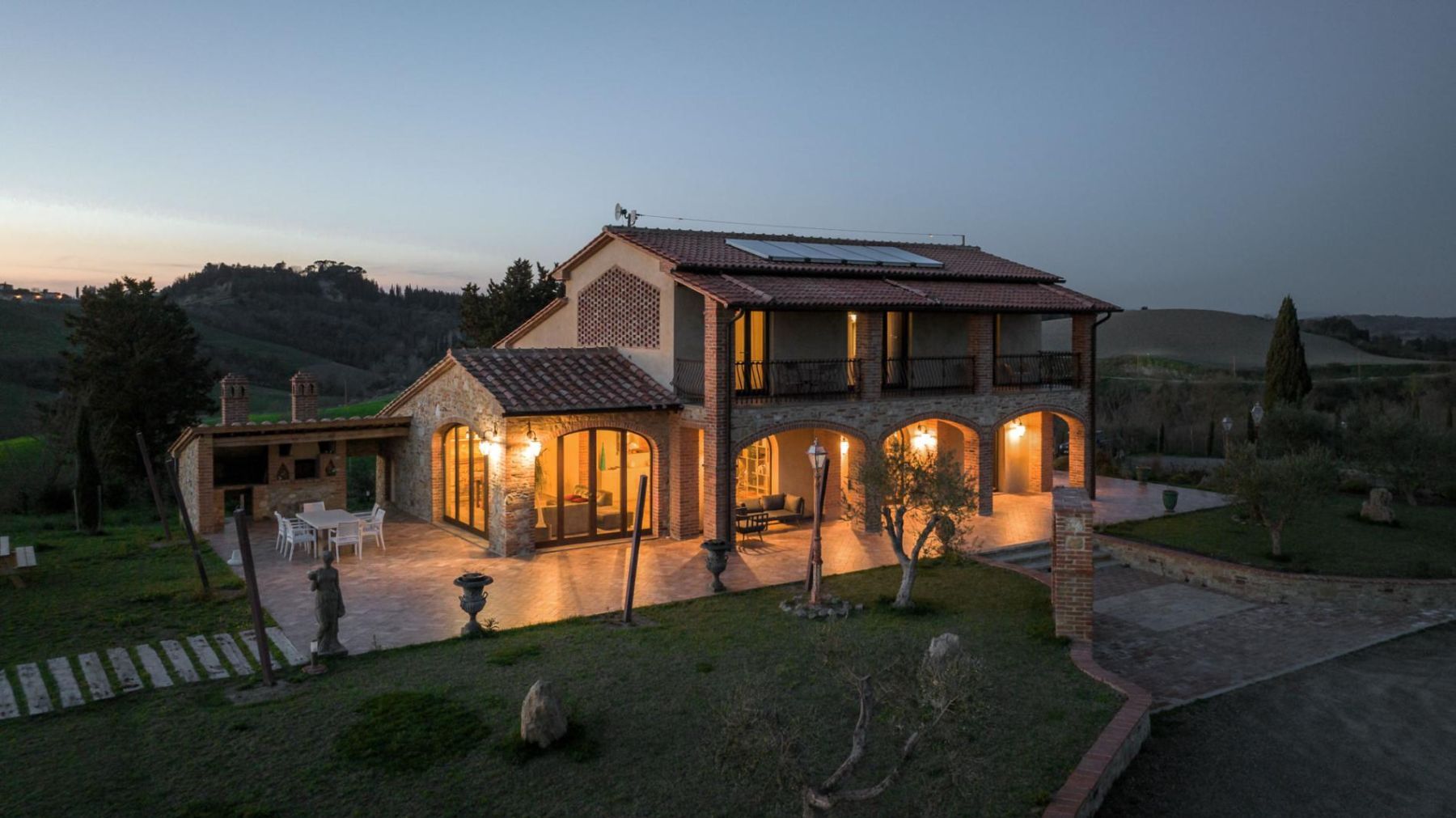 Ardenza villa photo.