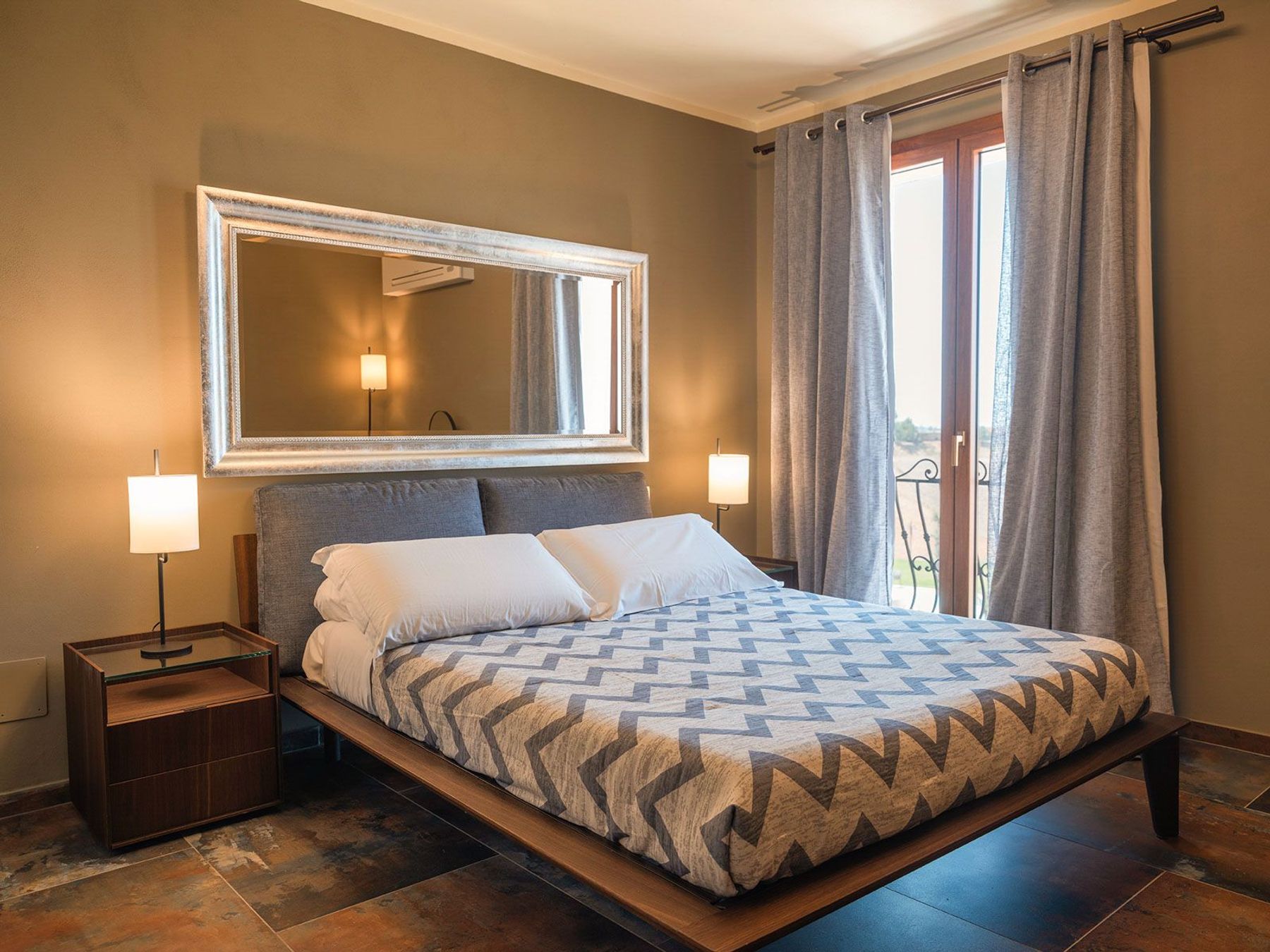 Decisa villa photo.
