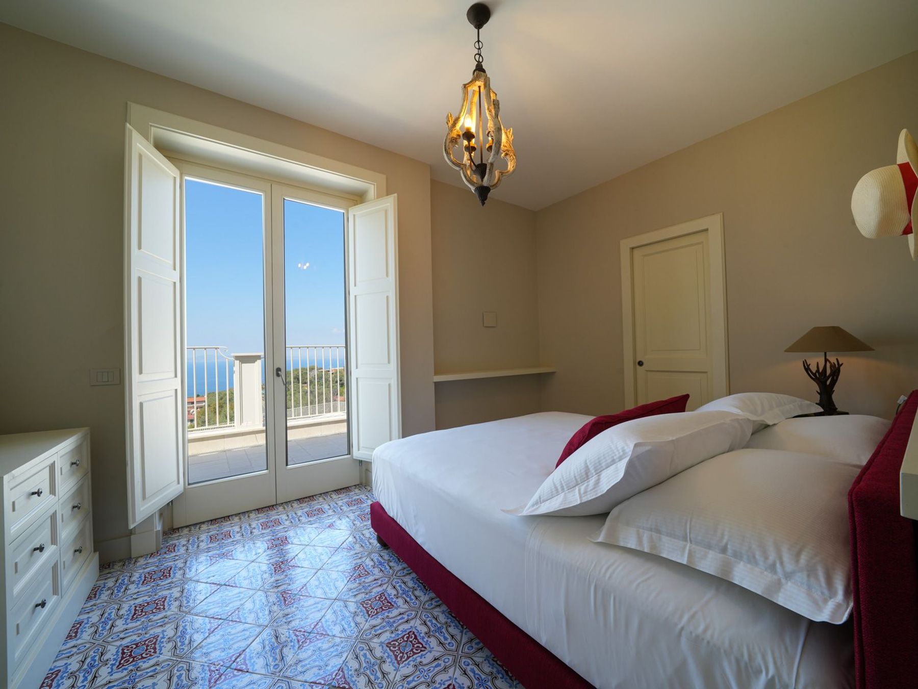 Realma villa photo.