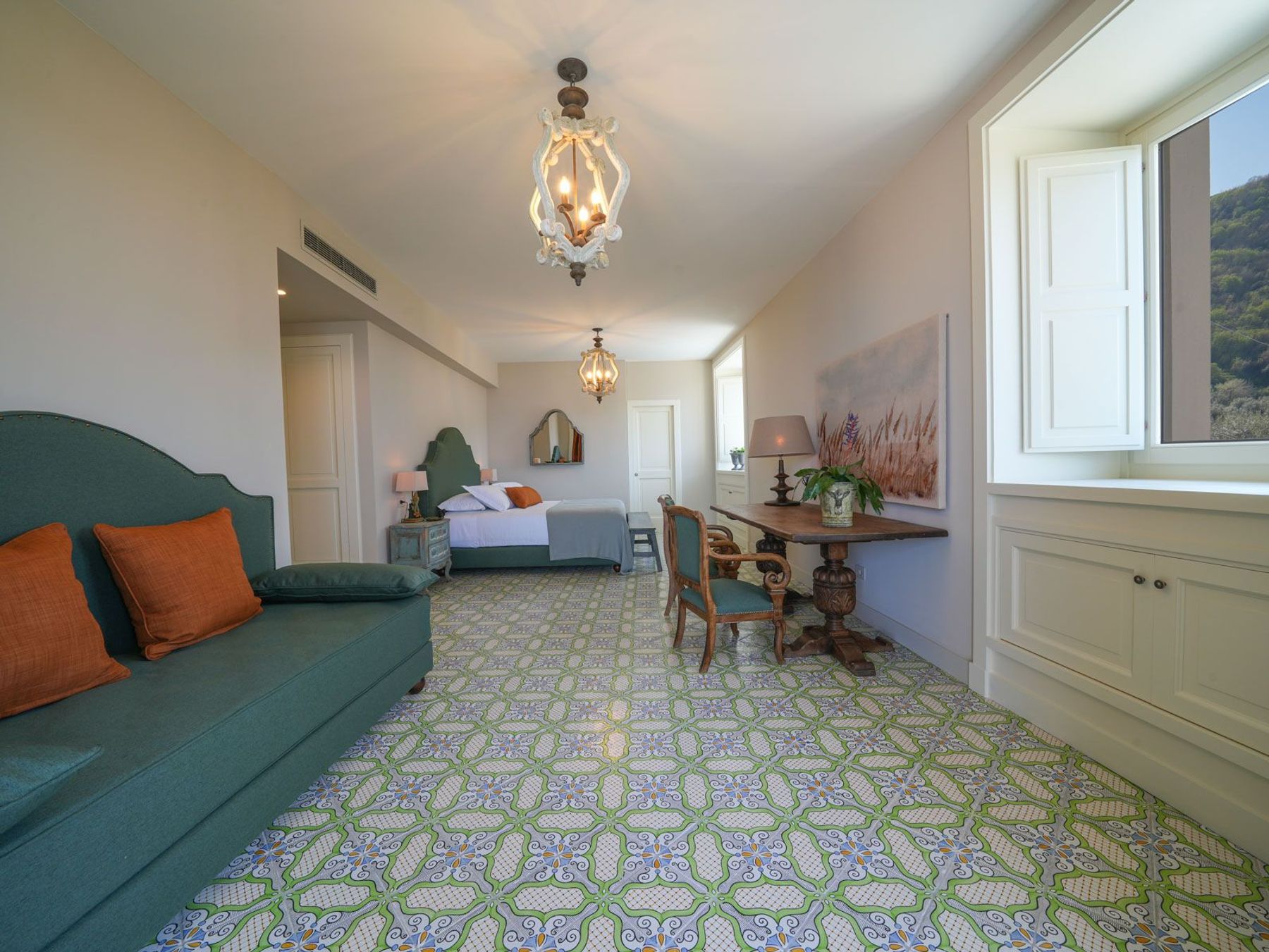 Realma villa photo.