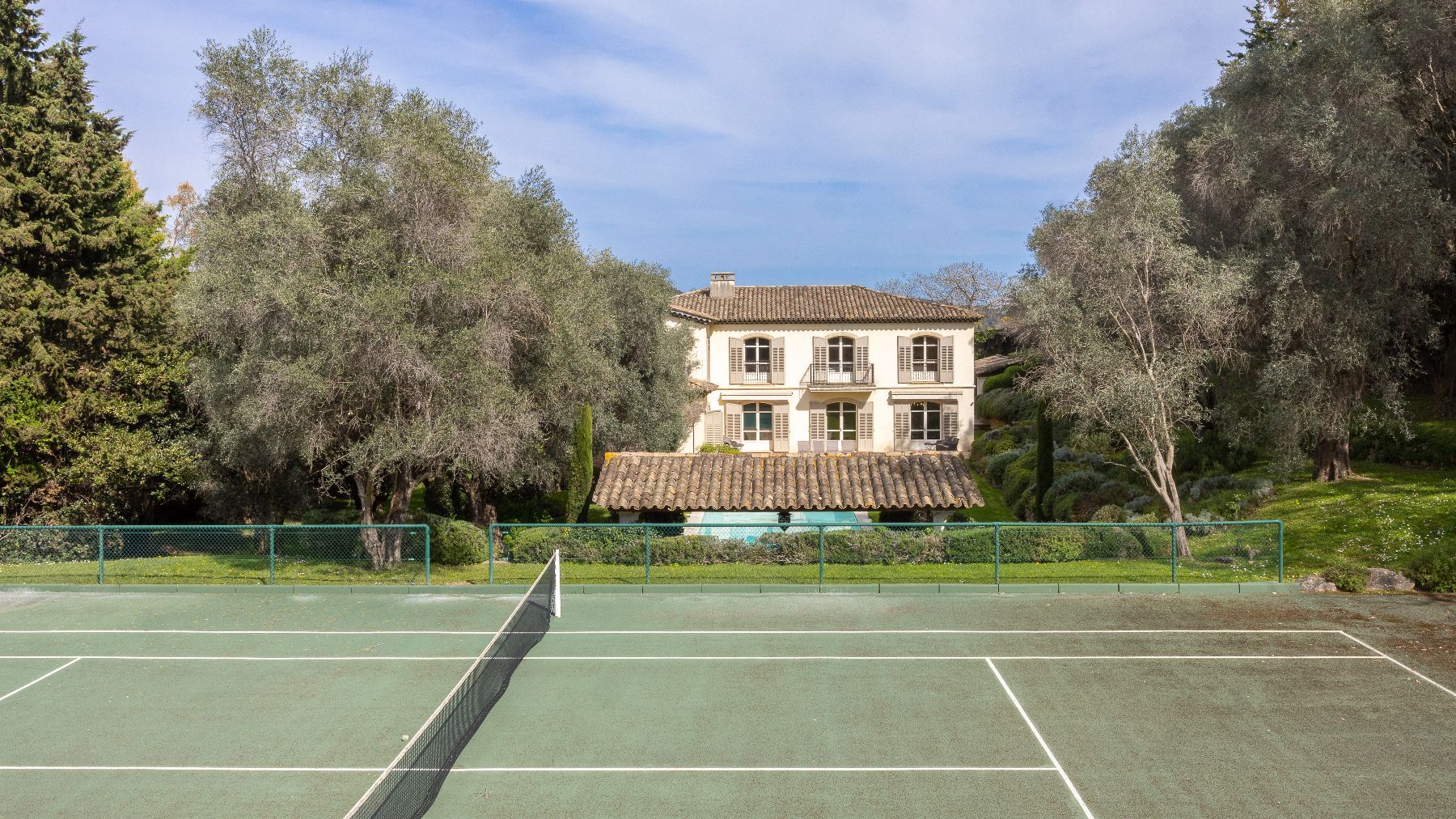 Mougins Manoir villa photo.