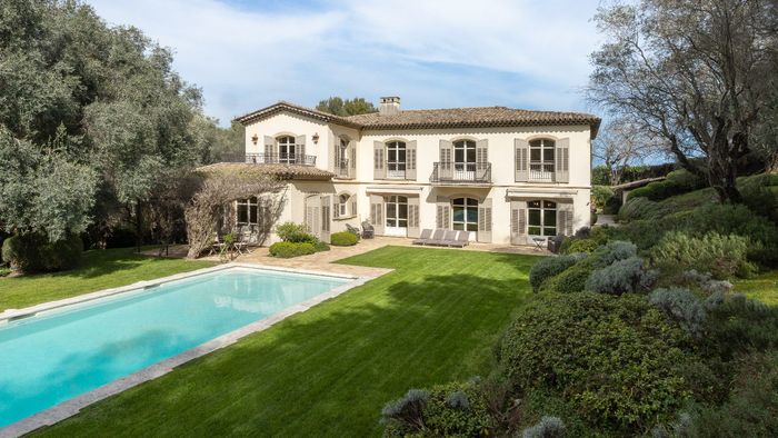Mougins Manoir villa photo.