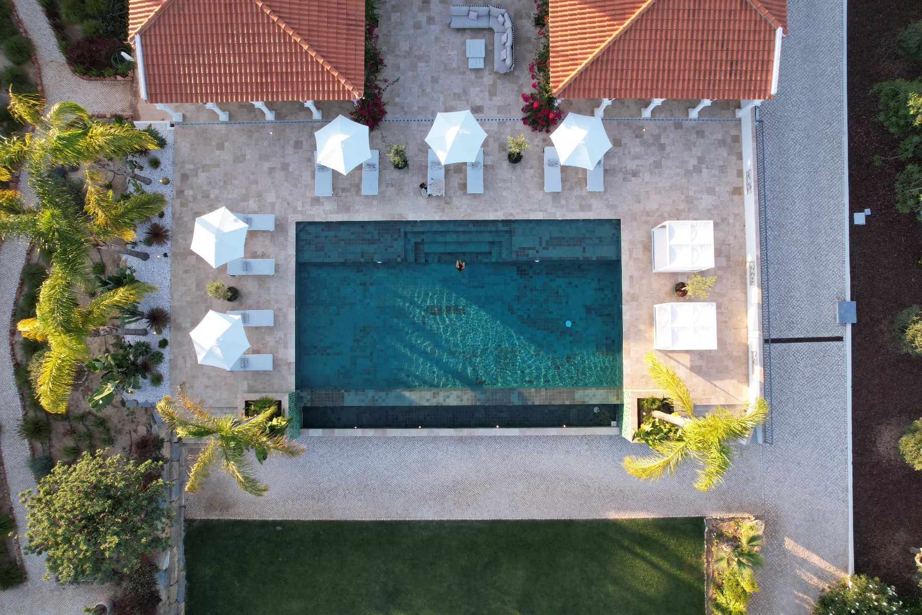 Granvila villa photo.