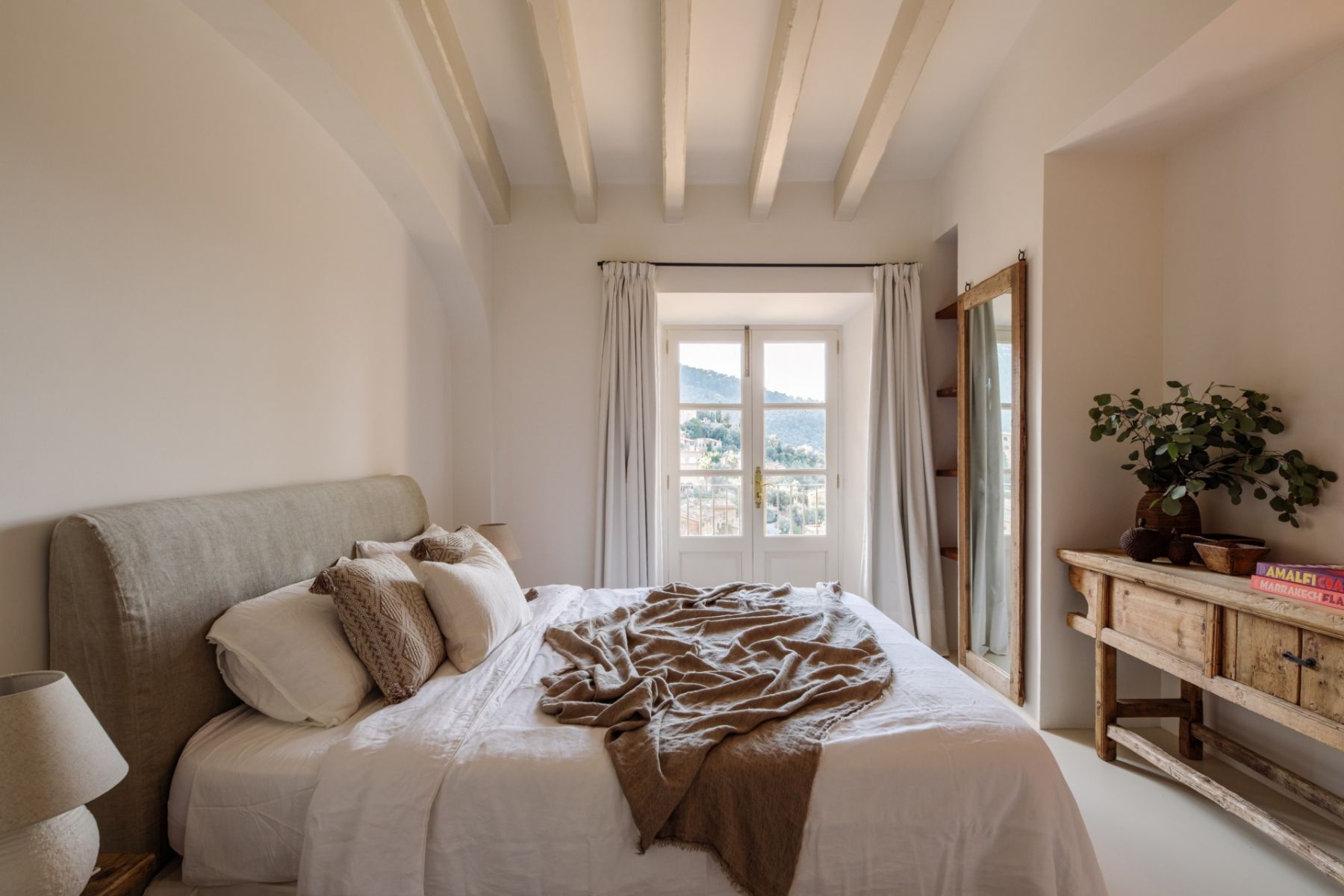 Sa Llupia villa photo.