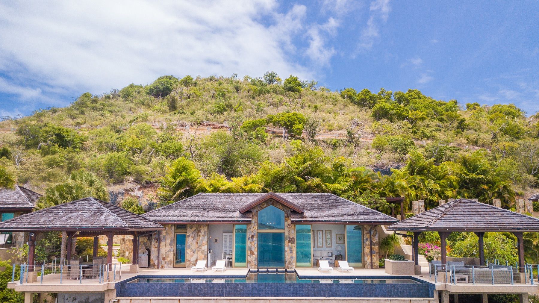 Reef House villa photo.