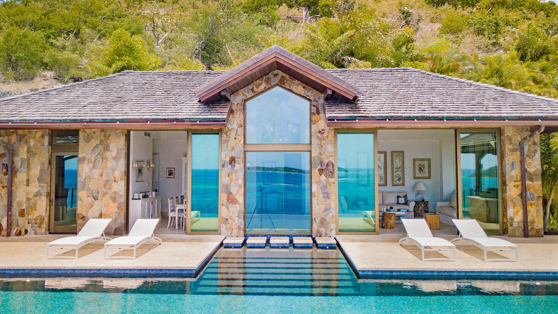 Reef House villa photo.