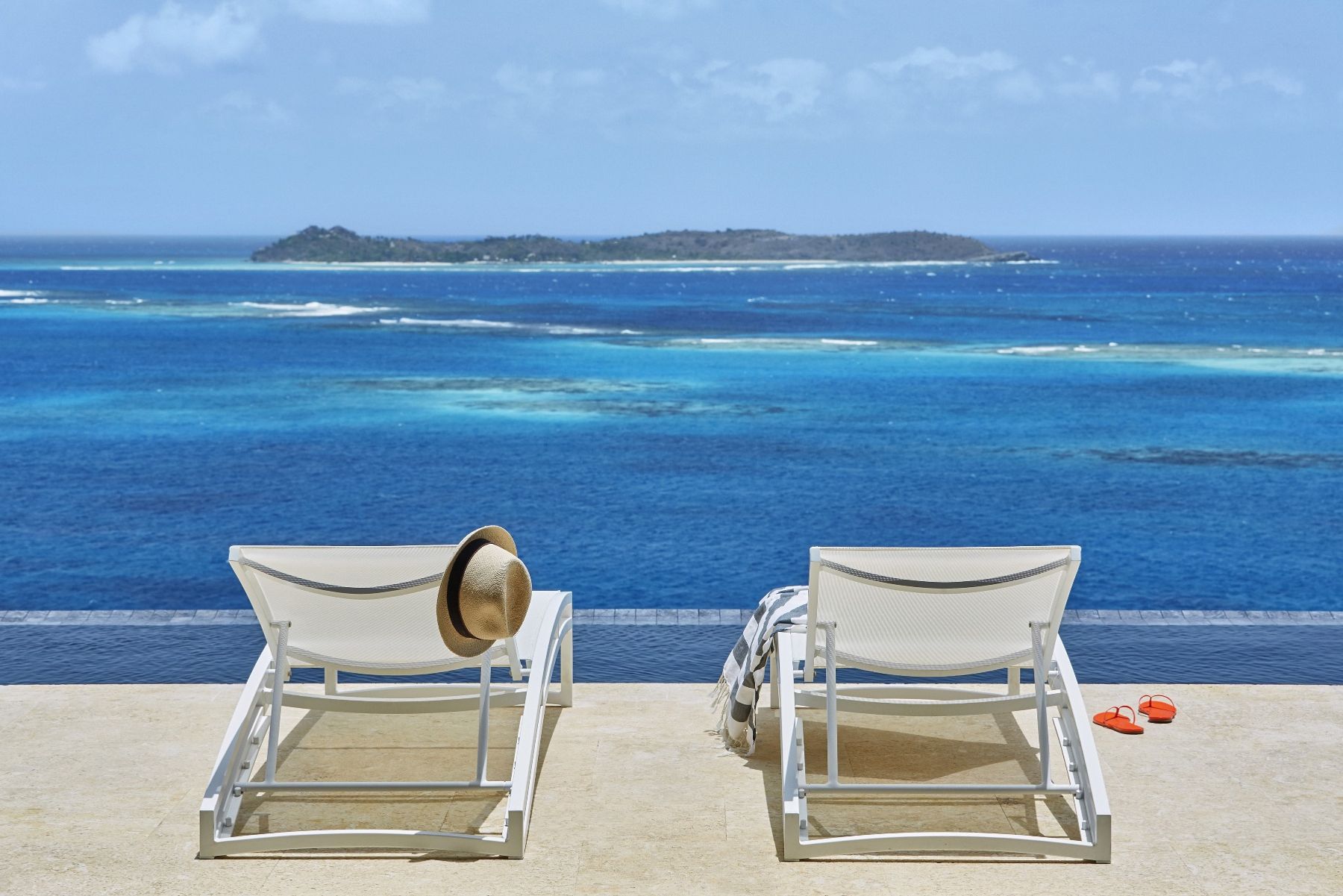 Reef House villa photo.