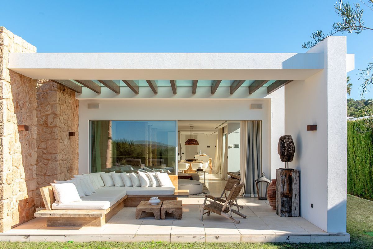 Villa Raja villa photo.