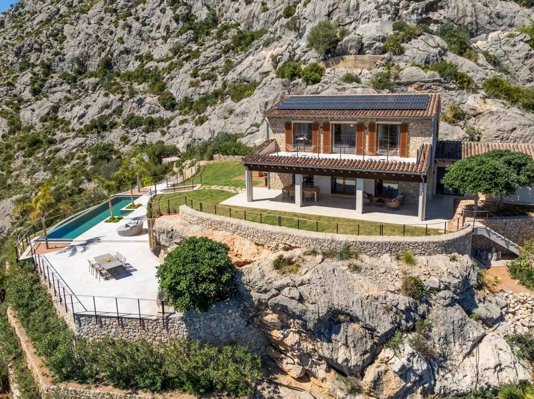 Villa Perch villa photo.