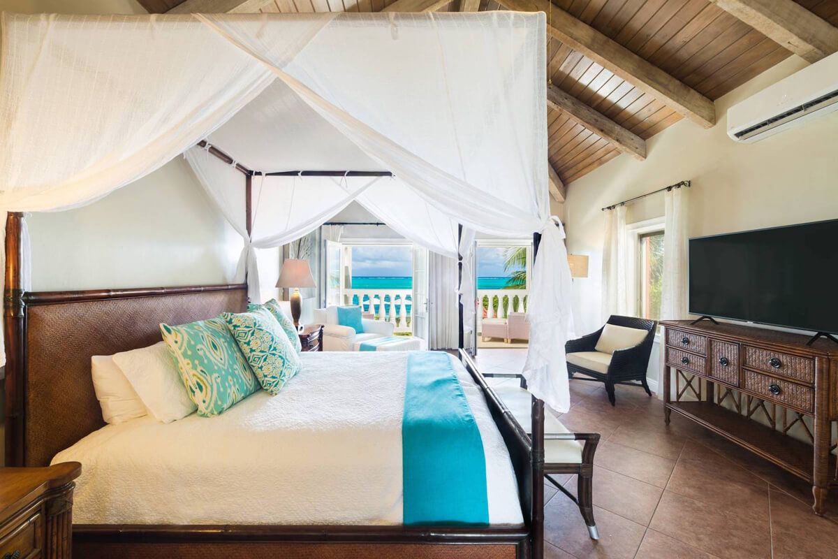 King bedroom on the upper level