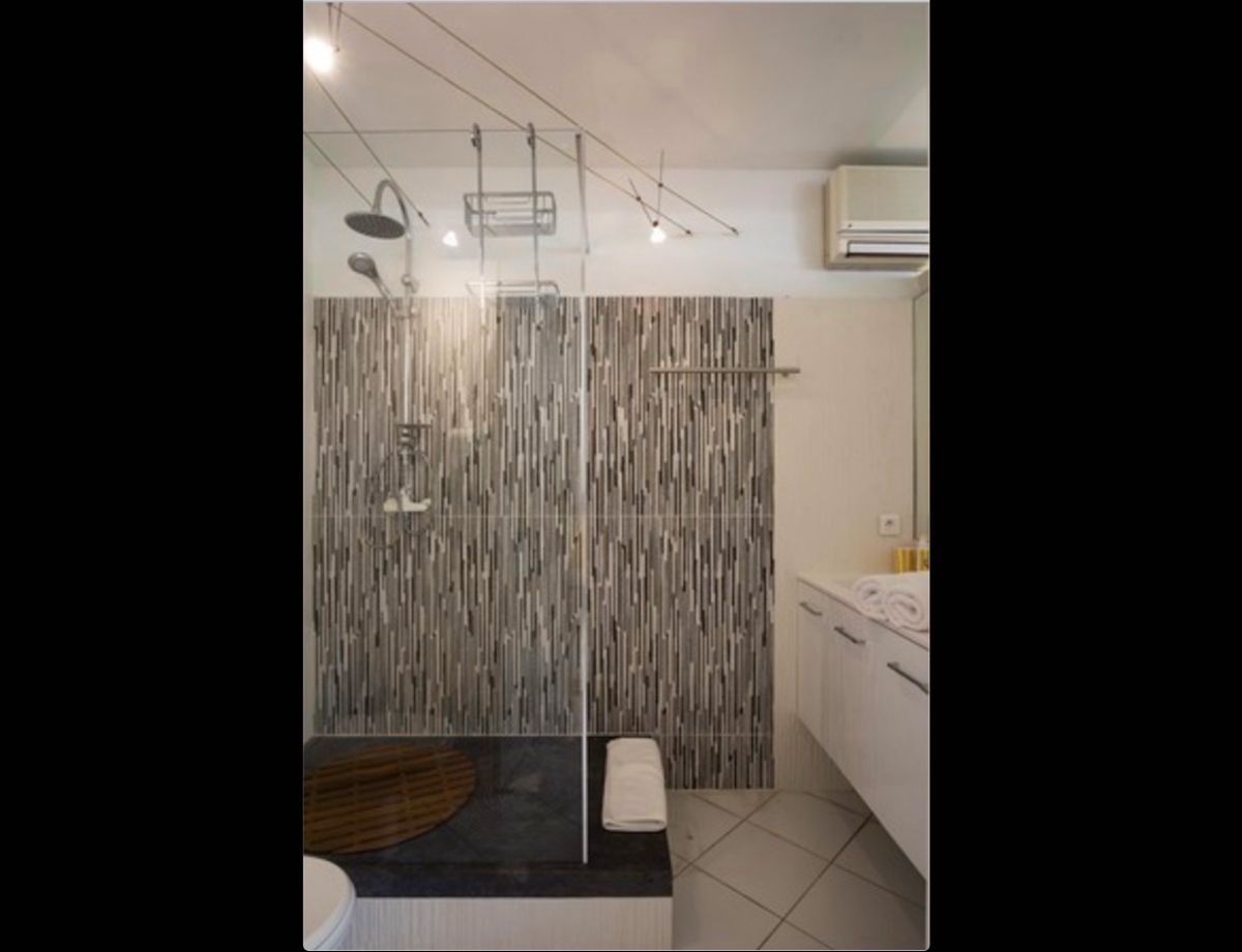 En suite bathroom