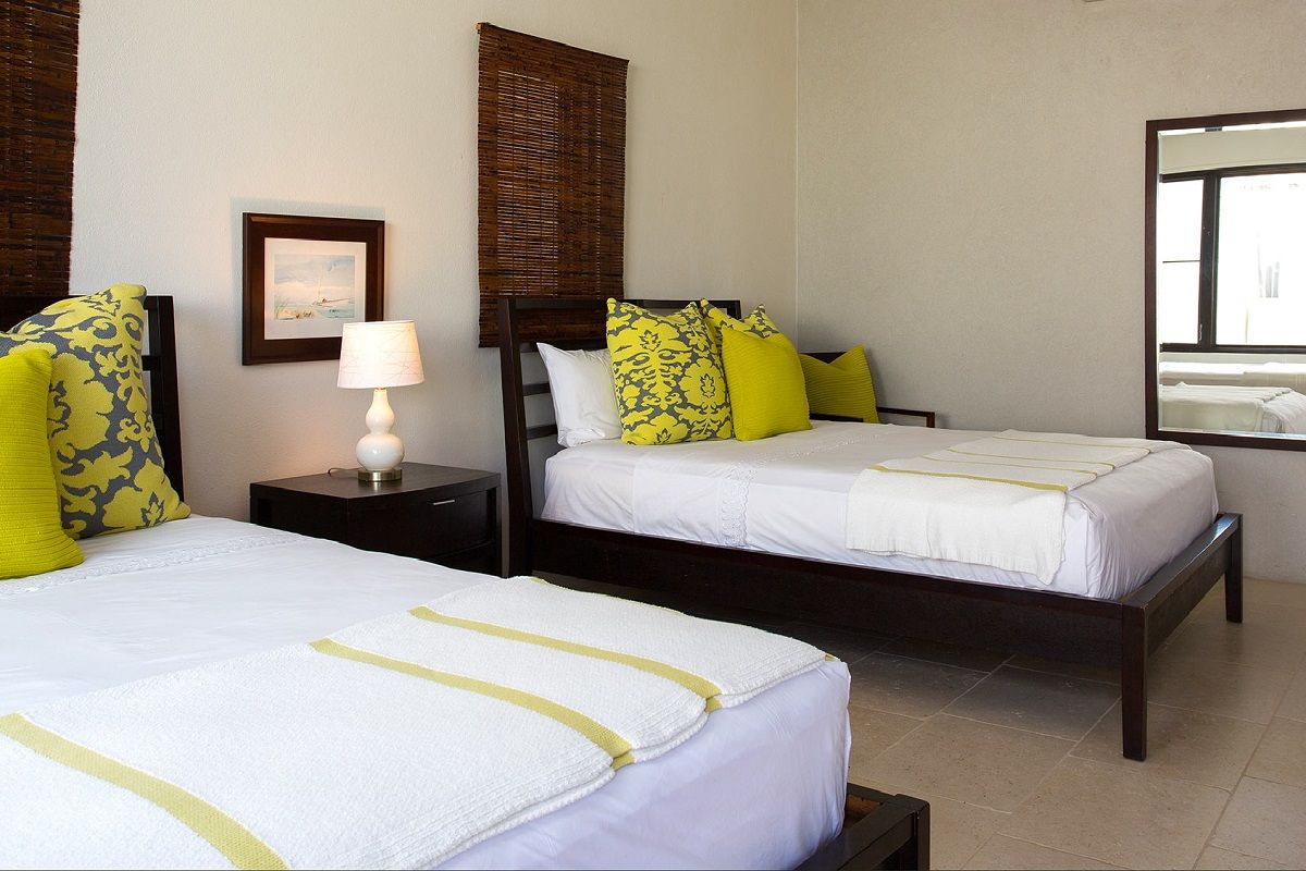 Lower level double bedded bedroom