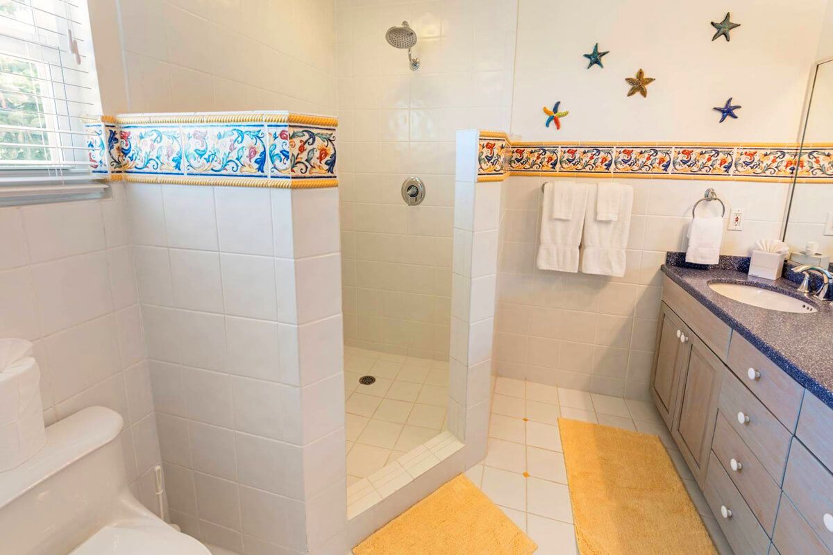 En suite bathroom