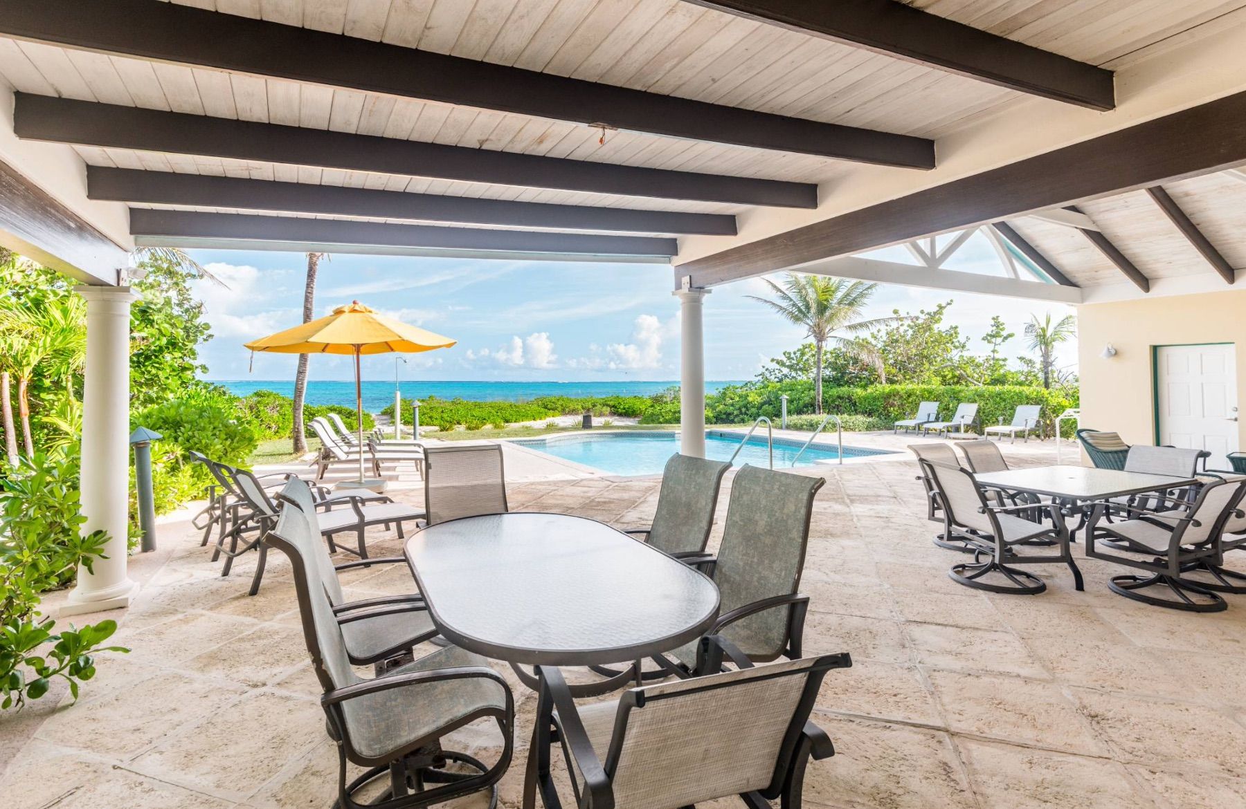 Serenity House villa photo.