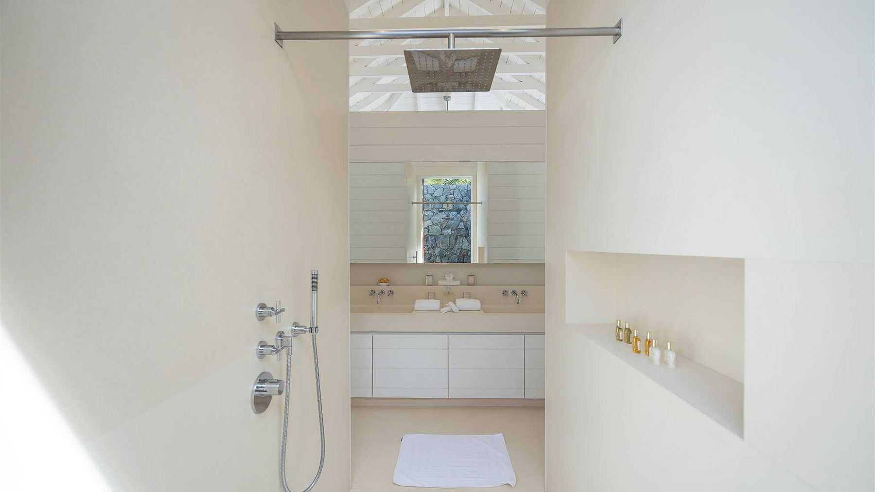 Ensuite