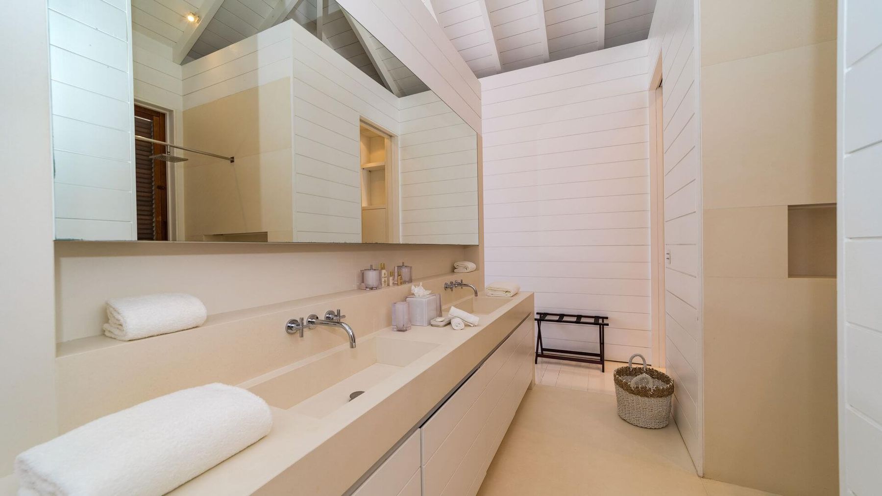 Ensuite