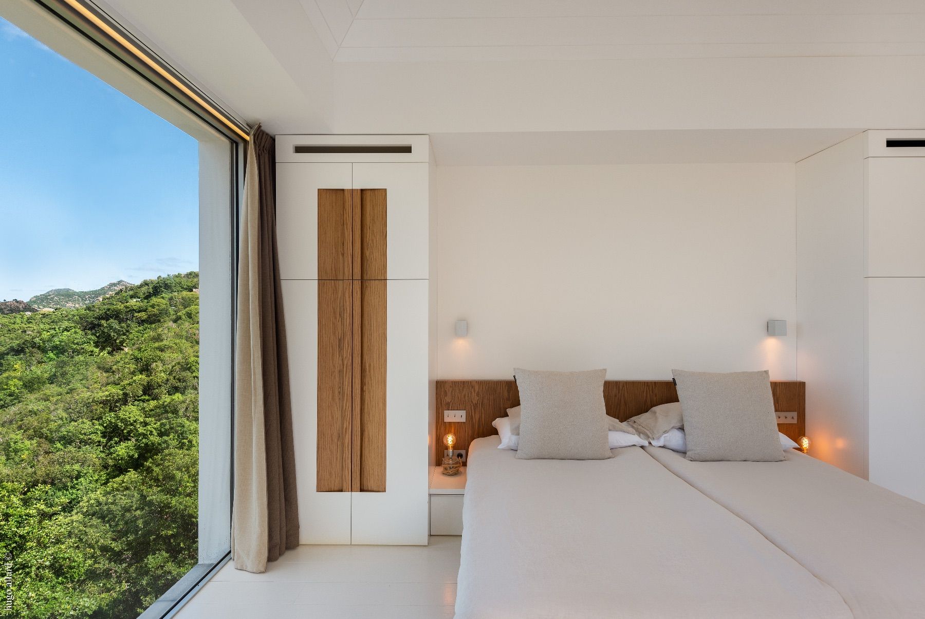 Ocalm Villa villa photo.