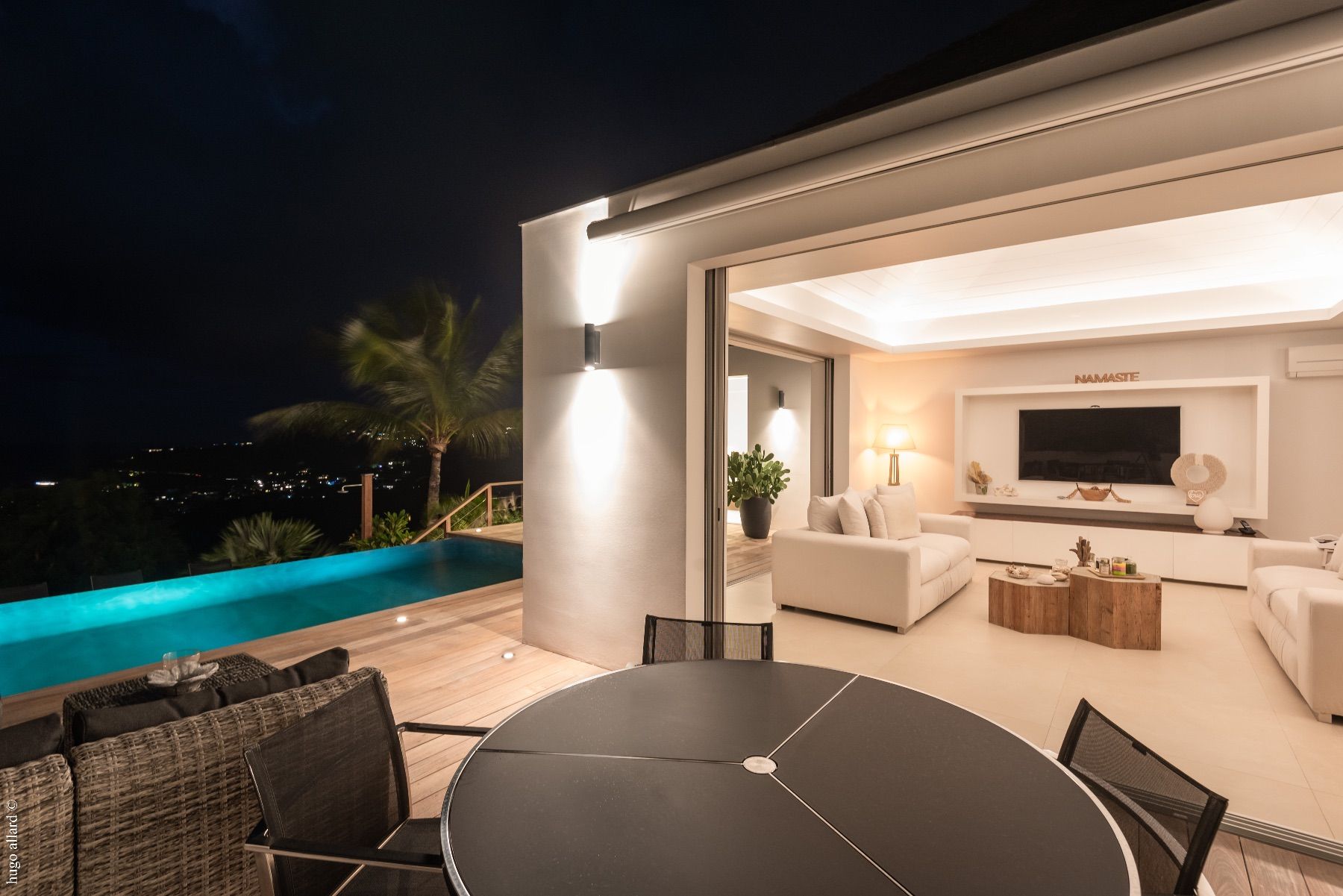 Ocalm Villa villa photo.