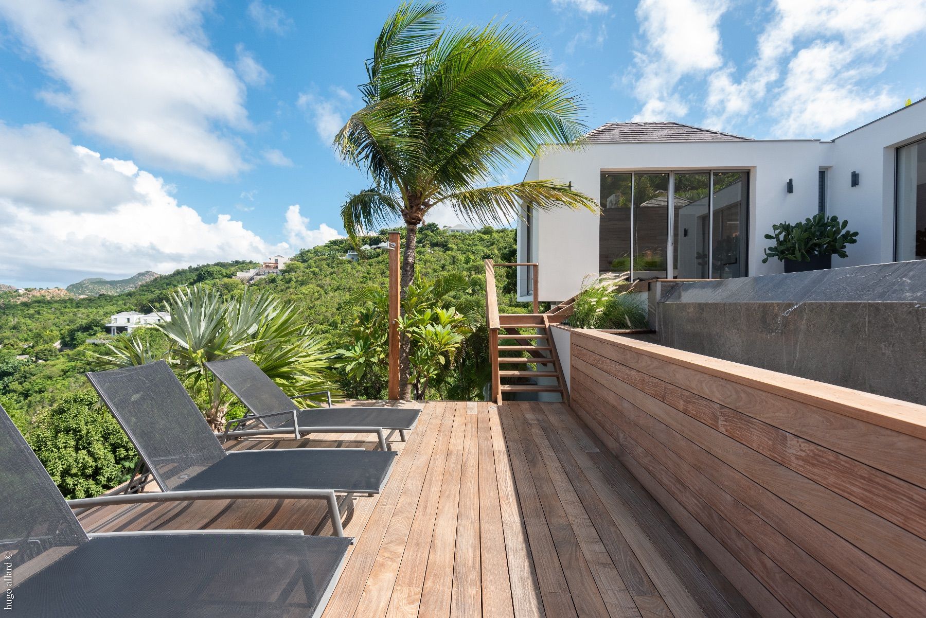 Ocalm Villa villa photo.