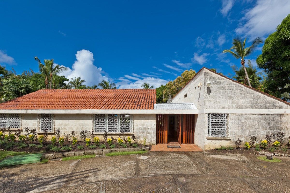 Todmorden Villa villa photo.
