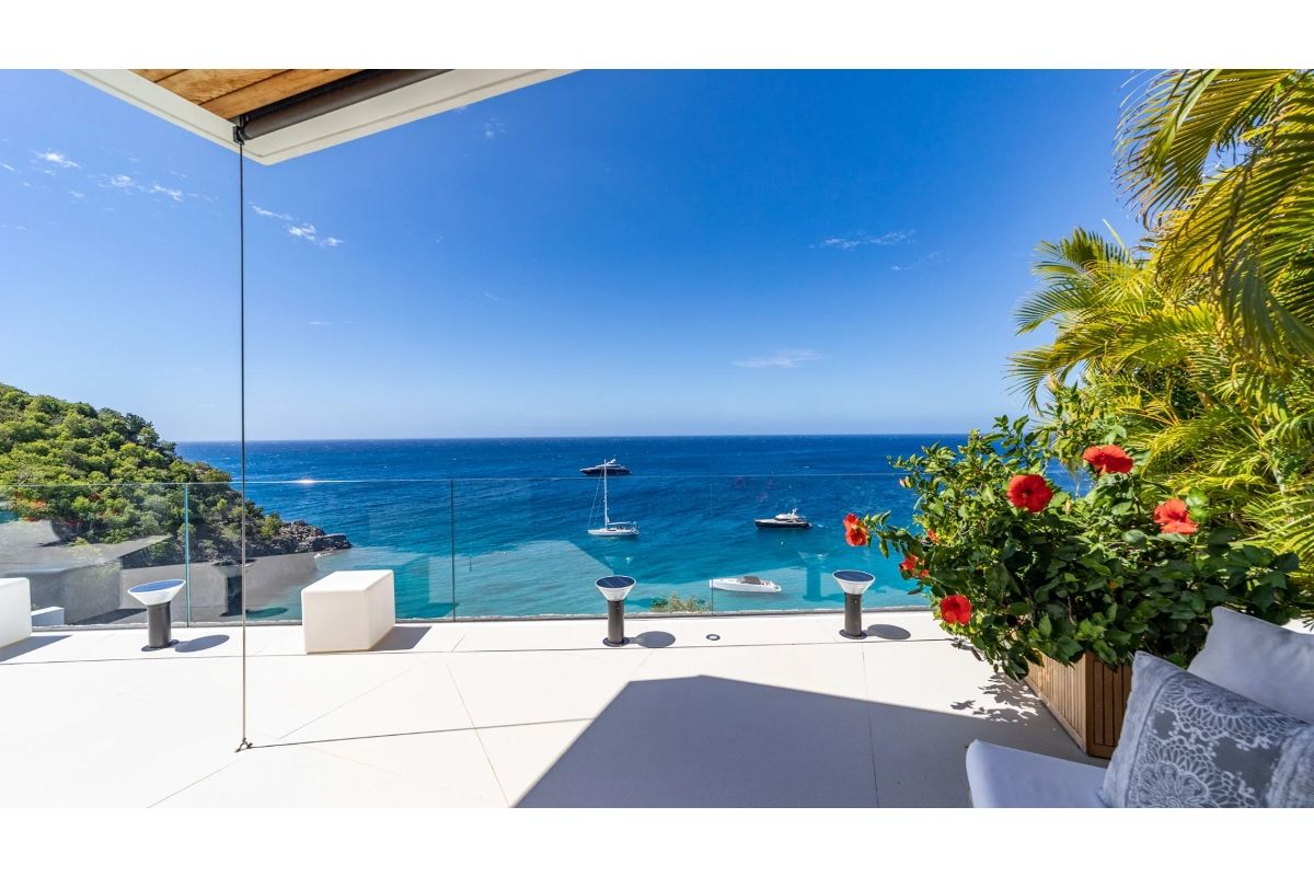 Outdoor patio
