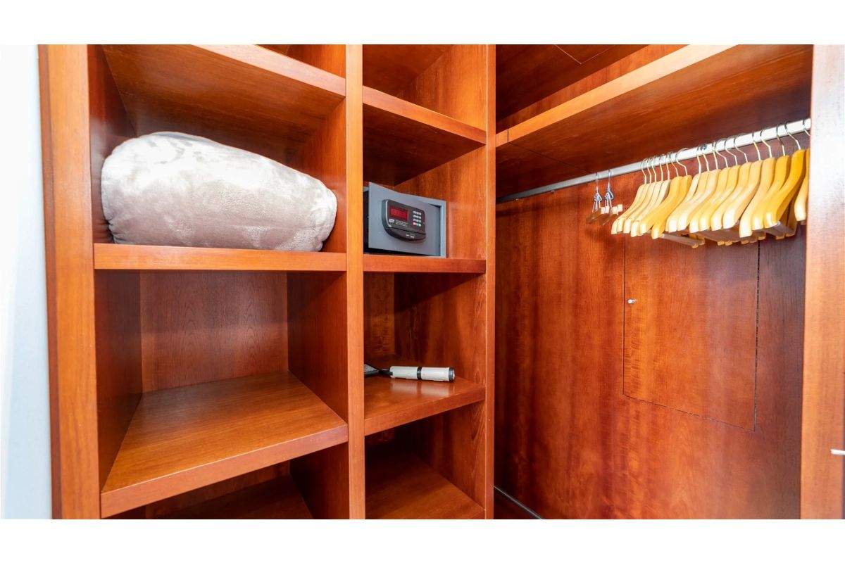 Closet in bedroom four