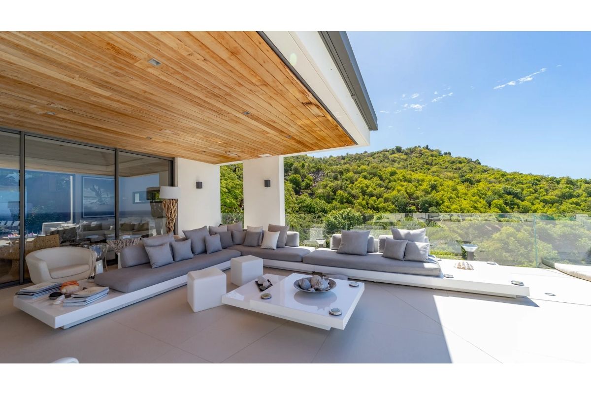 Covered patio living area