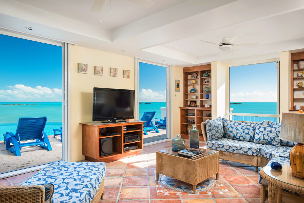 Roi Soleil villa photo.